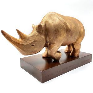 rino-esculturas-con-historia escultura-personalizada